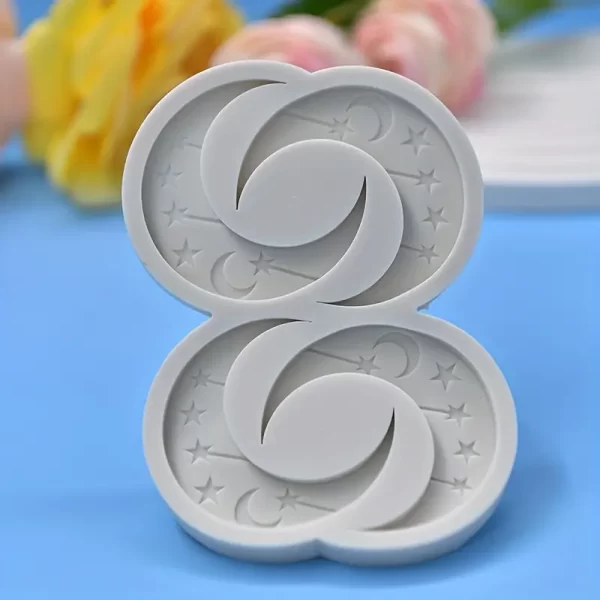 4 Cavity Crescent Moon 3D Shape Silicone Fondant Mould - Image 2